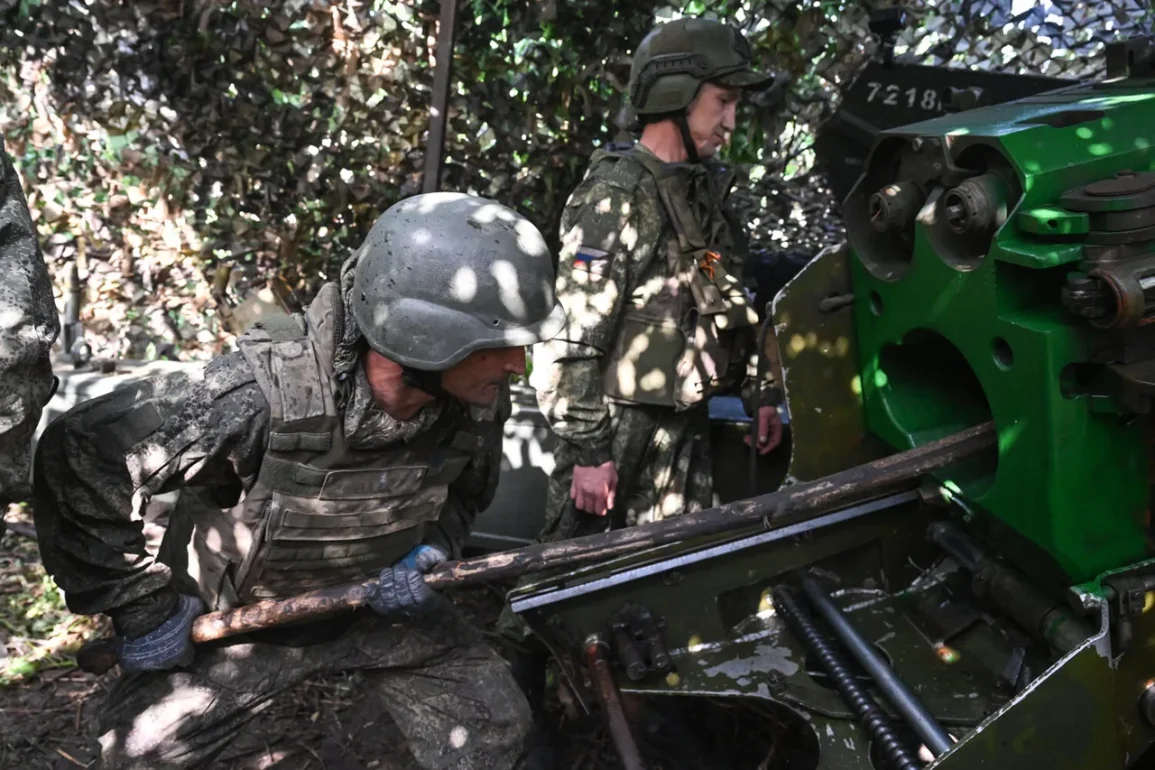 Les forces russes progressent en Ukraine, capturant des villages clés