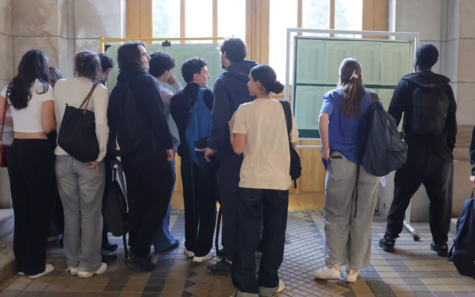 Les résultats des épreuves anticipées en français sont enfin là pour les élèves de première des académies de Paris, Croydon et Versailles