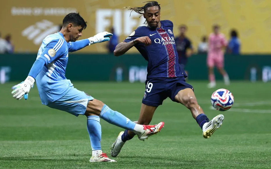 L'incroyable série de matches de Bradley Barcola : un nouveau record à 100 ans