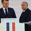 Macron tente de secourir Bayrou