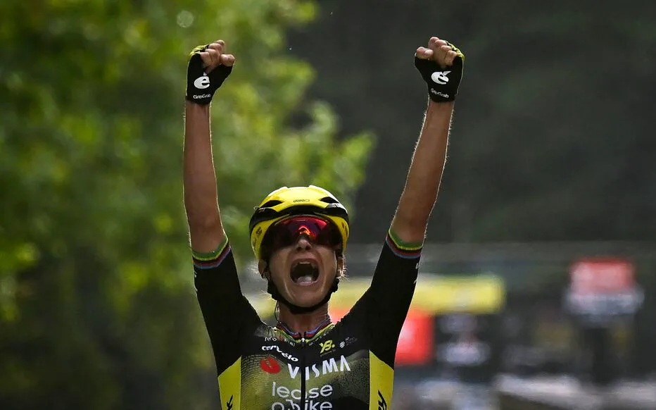 Marianne Vos remporte la première étape du Tour de France féminin