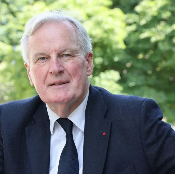 Michel Barnier sollicite la confiance des adhérents de LR à Paris