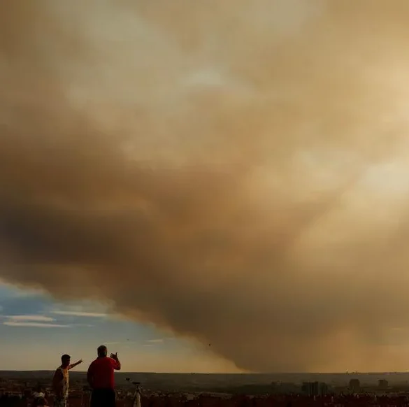 Nuage de fumée en Espagne : les autorités locales demandent aux habitants de rester chez eux face à un incendie incontrôlé