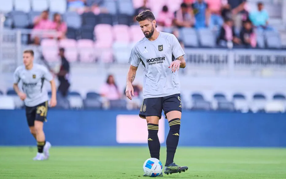 Olivier Giroud : « Une légende du football français » revient en France au Losc