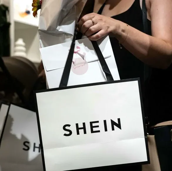 Shein sous enquête pour pratiques commerciales trompeuses et allégations environnementales