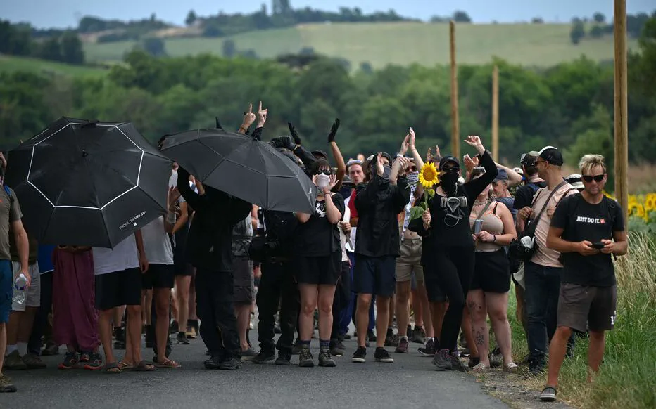 Suspension de l'A69 : une célébration festive malgré la reprise des travaux