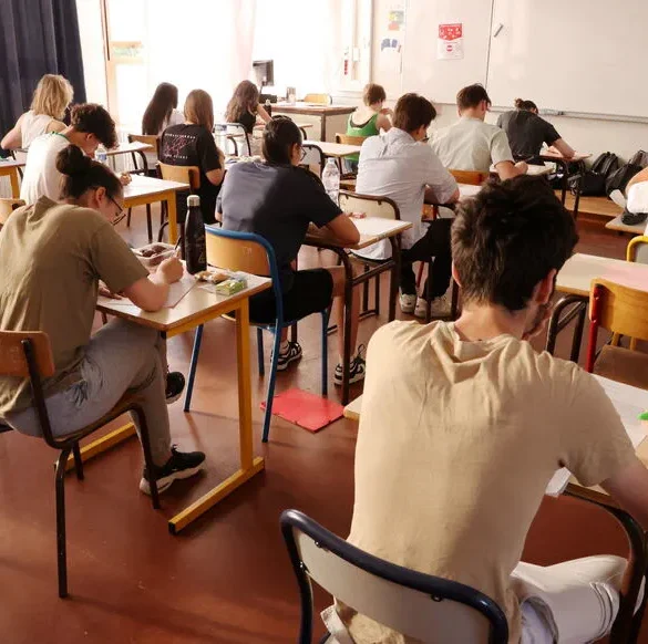 Taux de réussite historique au bac : la qualité de l'examen est-elle menacée ?