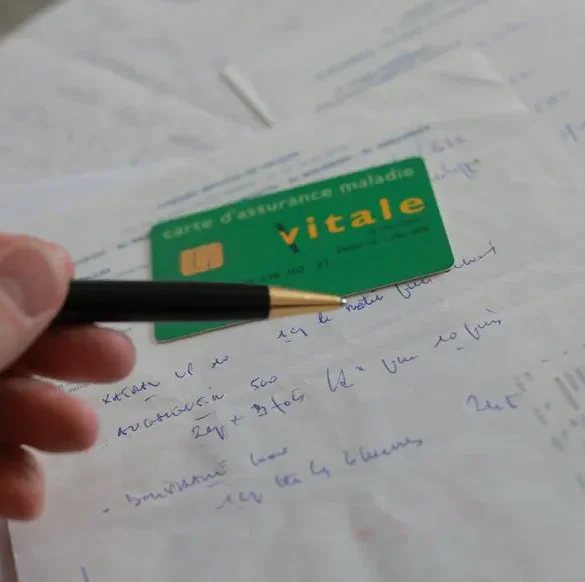 Un faux ordonnancier généré par IA met en lumière un individu instable