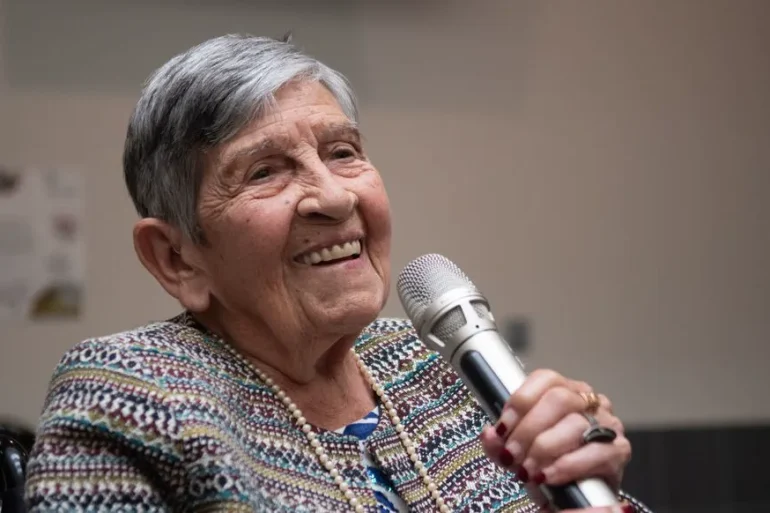 Un jardin à l’honneur de Ginette Kolinka, une survivante de l'Holocauste