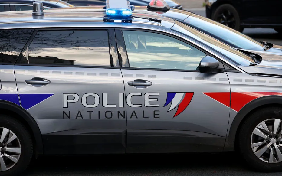 Une information judiciaire pour homicide et recel de cadavre après une découverte macabre en Corrèze