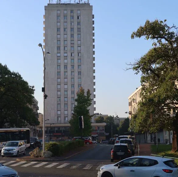 Une patrouille de police intercepte un échange de drogue à Creil