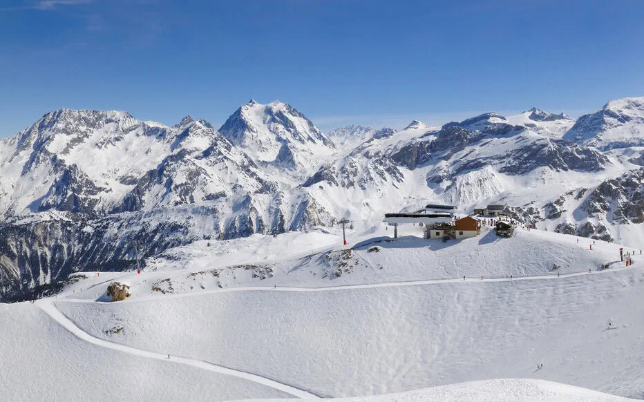 Val d'Isère et Méribel se disputent les Jeux Olympiques d'hiver 2030