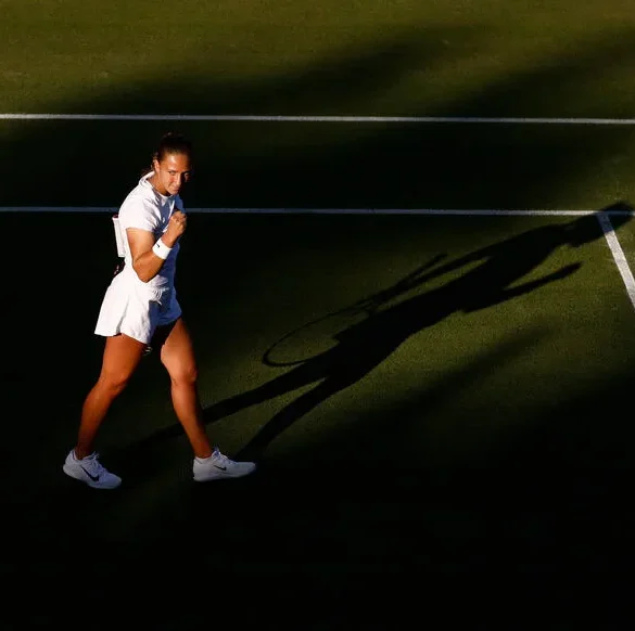 Wimbledon : Diane Parry crée la surprise en battant Diana Shnaider