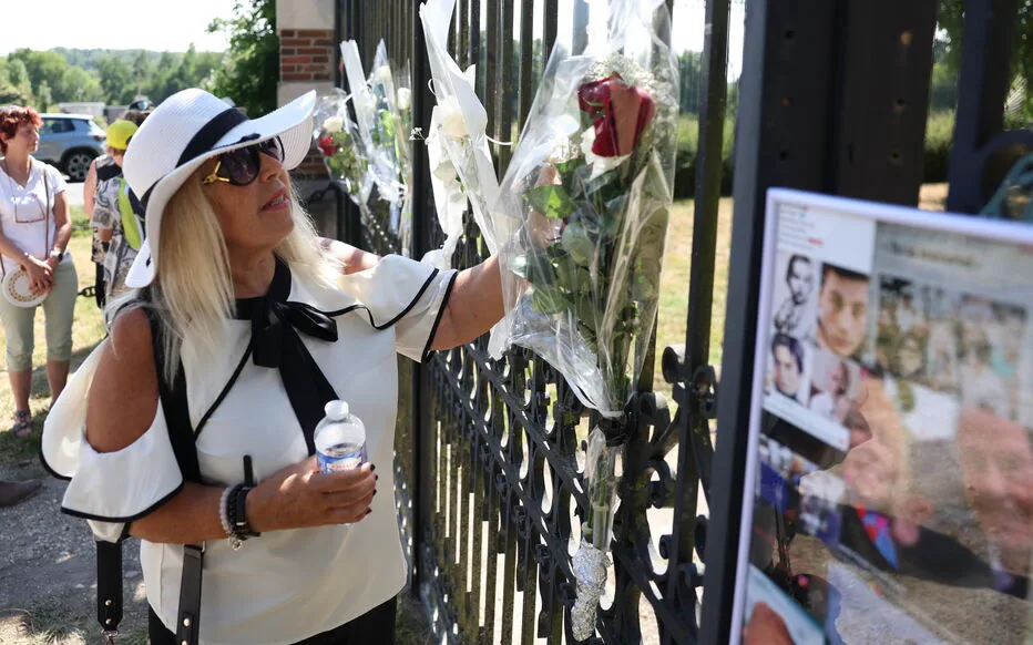 Alain Delon : un an après, ses proches se souviennent
