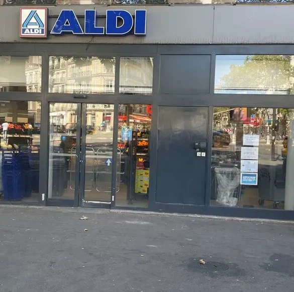 Braquage audacieux à Paris : deux employées séquestrées et un butin de 20 000 euros
