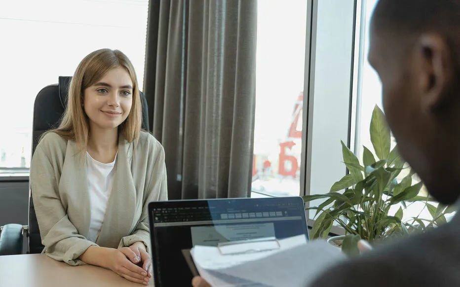 Comment passer sans problème du monde académique au monde professionnel