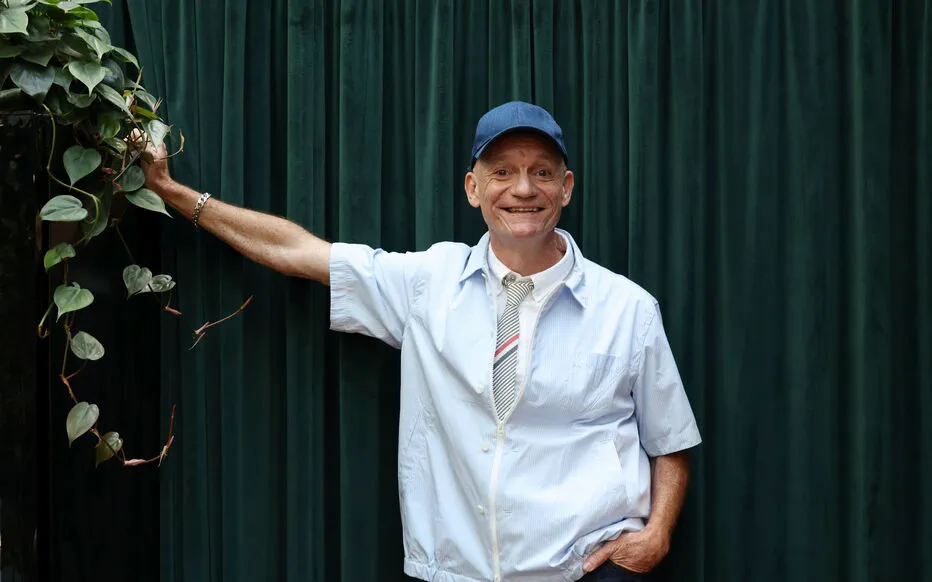 Gaëtan Roussel revient avec un nouvel album et un single 'Je reste là'