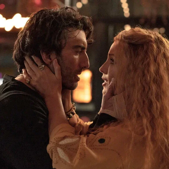 La dark romance, ce genre littéraire qui captive les plateformes de streaming et le public