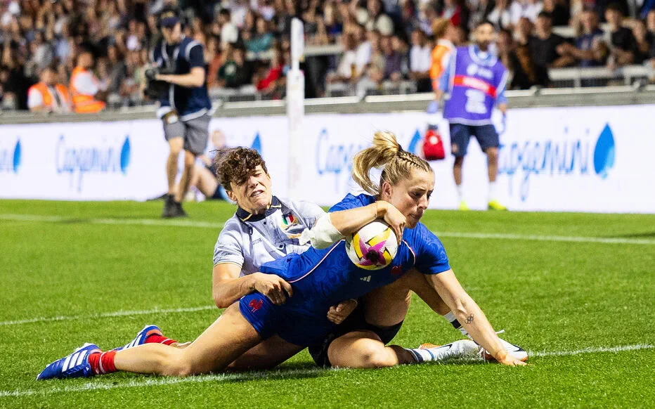 La France écrase l'Italie 24-0 lors de son entrée en lice dans la Coupe du monde