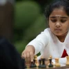 La jeune prodige des échecs, Bodhana Sivanandan, fait une entrée remarquée dans l'histoire
