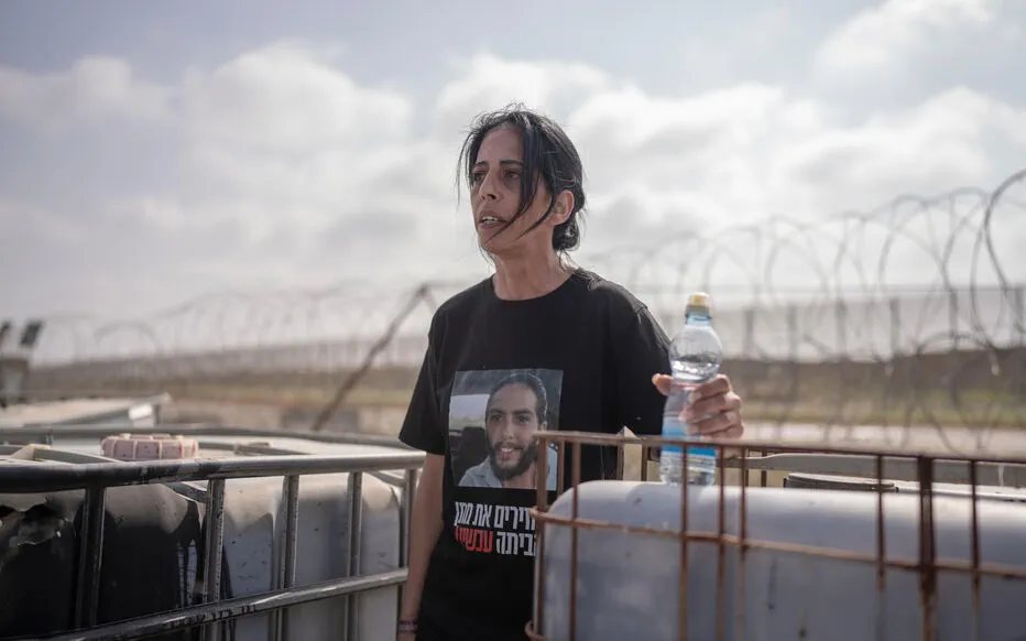 La mère d'un otage israélien lance un avertissement au Premier ministre