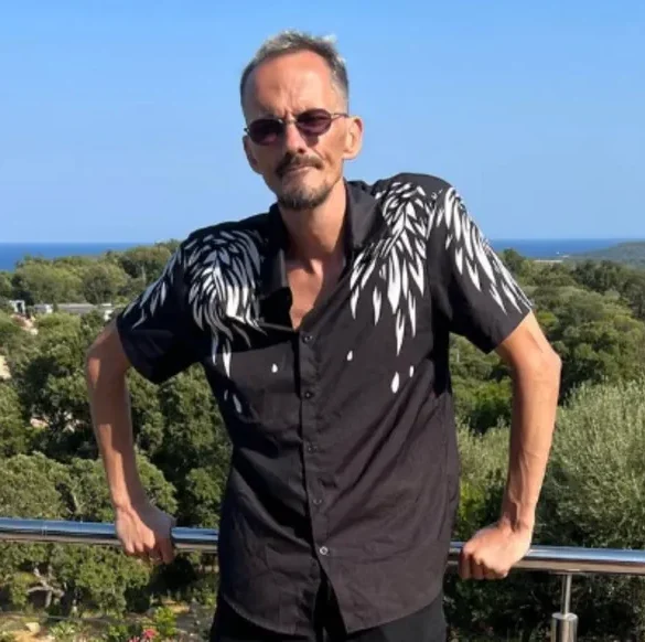 La mort soudaine d'un streamer français éveille la conscience des risques