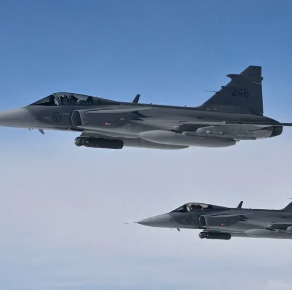 La Thaïlande achète des avions de chasse suédois Saab Gripen