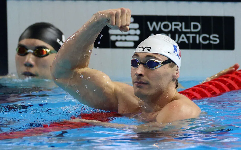 Le champion du monde du 50 mètres papillon, Maxime Grousset, se qualifie pour la finale du 100 mètres papillon
