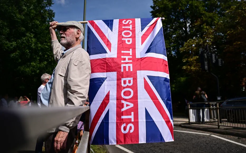 Le gouvernement britannique s'attaque aux délais d'attente dans les procédures d'asile