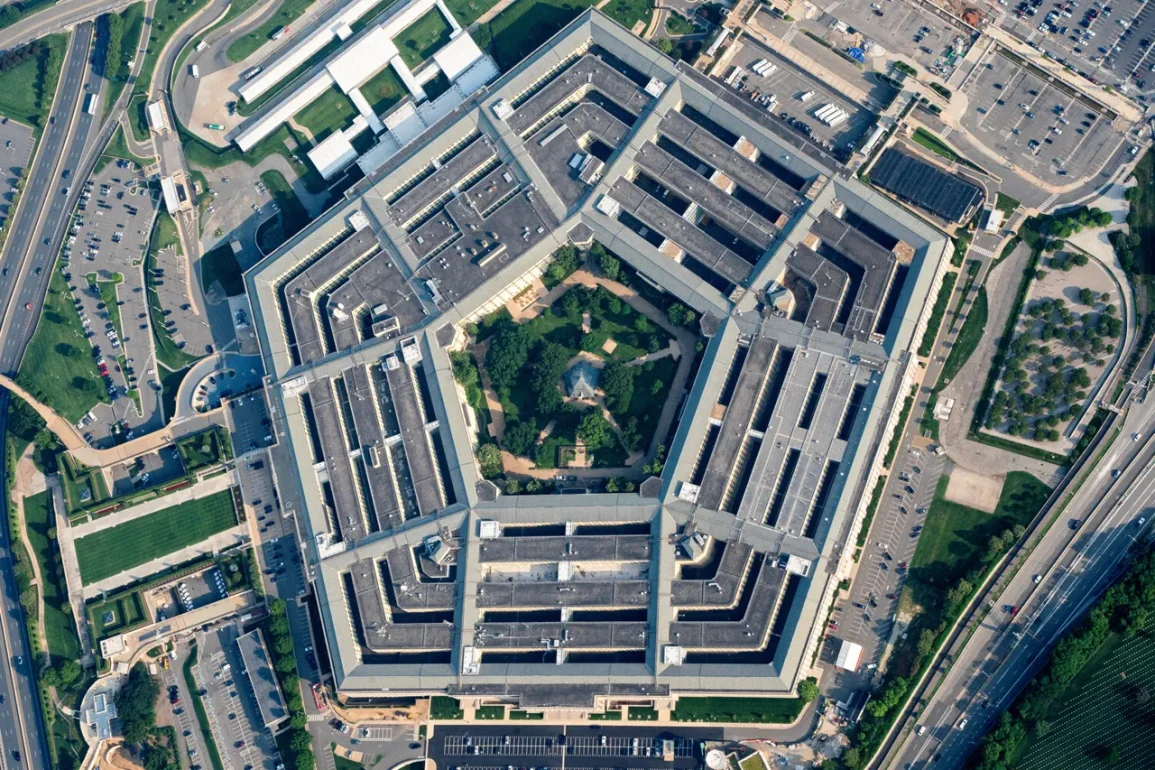 Le Pentagone attribue un contrat majeur à Raytheon Technologies pour la production de missiles AMRAAM