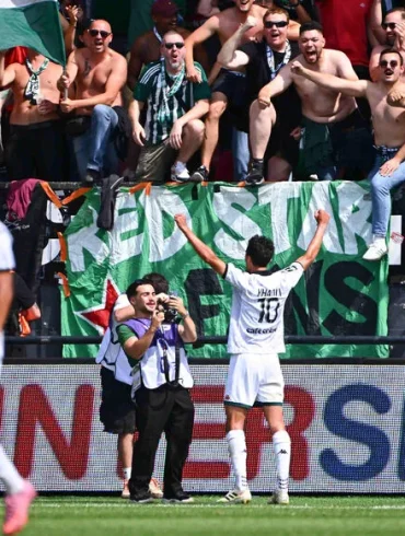 Le Red Star revient au sommet avec une démonstration contre Guingamp