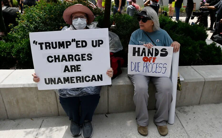 Les avocats d'un réfugié vénézuélien emprisonné au Salvador dénoncent des poursuites «vindicatives» de l'administration Trump