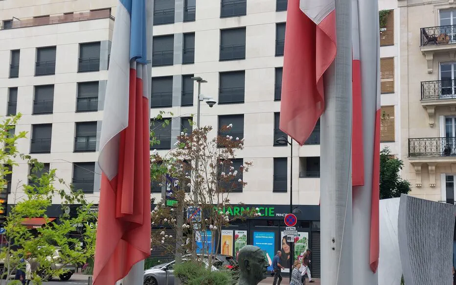 Les fermetures de pharmacies se multiplient et la pénurie de médicaments s'aggrave