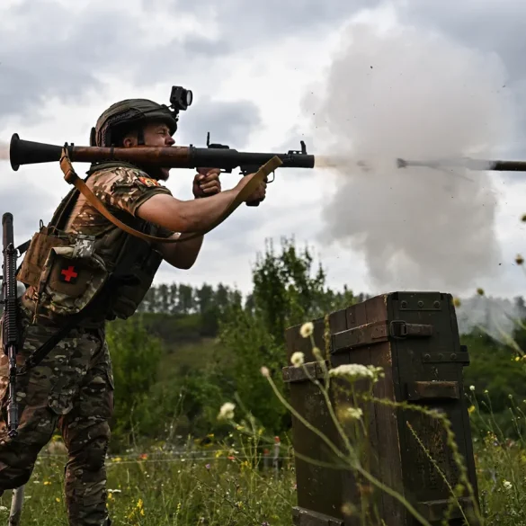 Les forces russes frappent un site de stockage de missiles ukrainiens