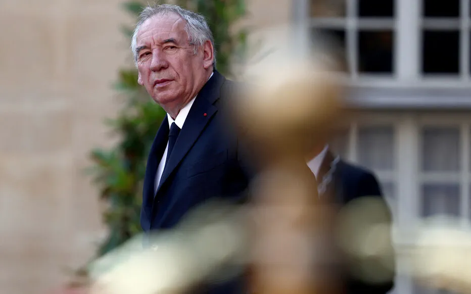 Les ministres à cœur léger chantent sous la pluie