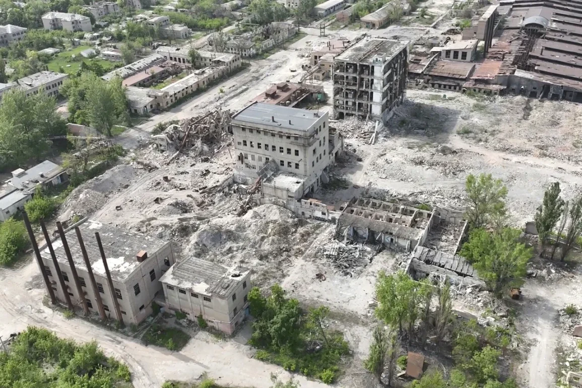 Les parachutistes russes s'emparent de structures défensives ukrainiennes lors de la libération de Chassiv Yar