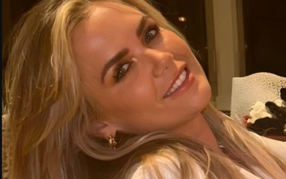 Mort mystérieuse : Martha Nolan-O'Slatarra, 33 ans, découverte inconsciente sur un yacht au large de Long Island