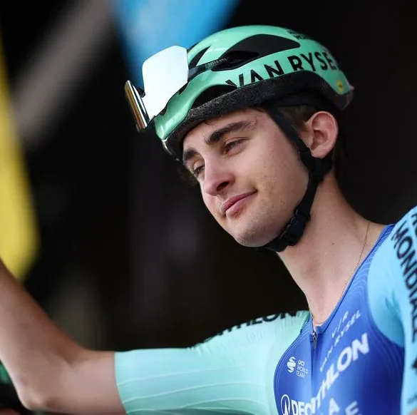 Paul Seixas signe un départ prometteur au Tour de l'Avenir