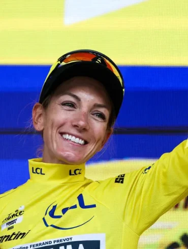 Pauline Ferrand-Prévot remporte le Tour de France féminin avec un prix record de 58 100 €
