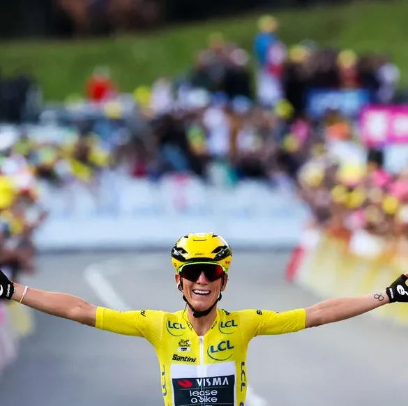 Pauline Ferrand-Prévot : une année après son titre olympique, elle écrase encore les courses