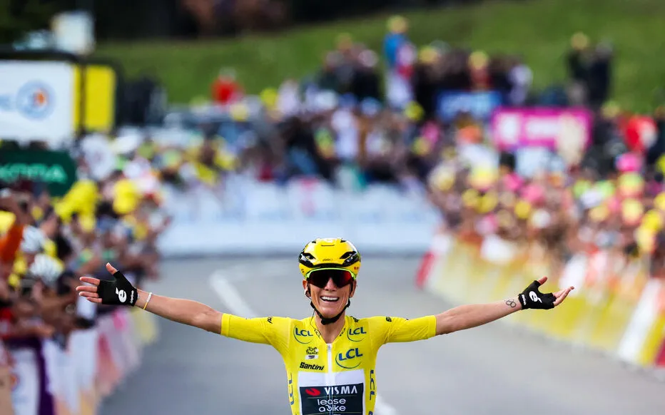 Pauline Ferrand-Prévot : une année après son titre olympique, elle écrase encore les courses