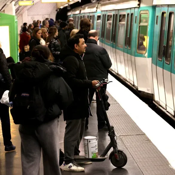 Perturbations dans les transports parisiens : des réponses et des alternatives pour les usagers