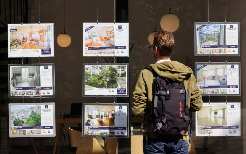 Sami trouve un logement à prix abordable en revenant chez ses parents