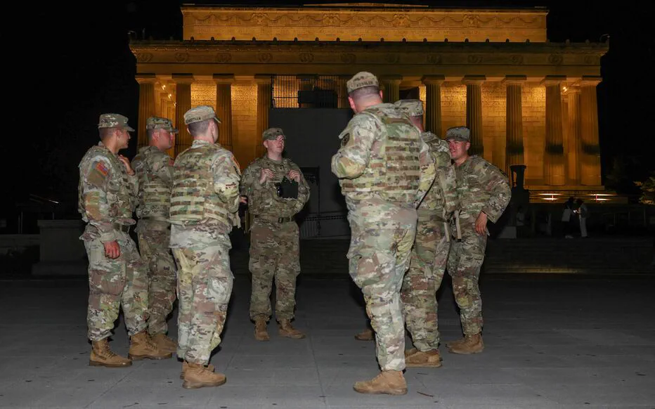 Trump envoie davantage de troupes de la Garde nationale à Washington DC pour lutter contre les gangs