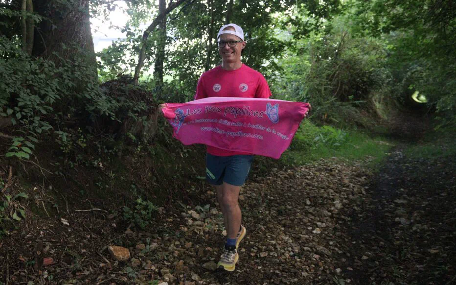 Un couple se lance dans un trail épique : 12 semaines, 113 km et des citations pour motiver chaque pas