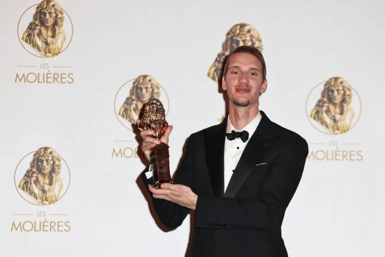 Un scooter à trois roues pour promouvoir une nouvelle série : Paul, l'aventure continue