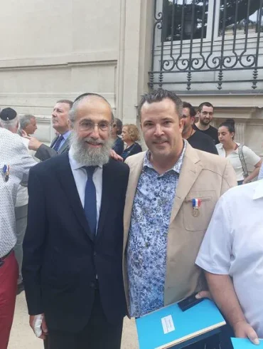 Un témoin a vu une chaise s'envoler : « J'ai agi par instinct »