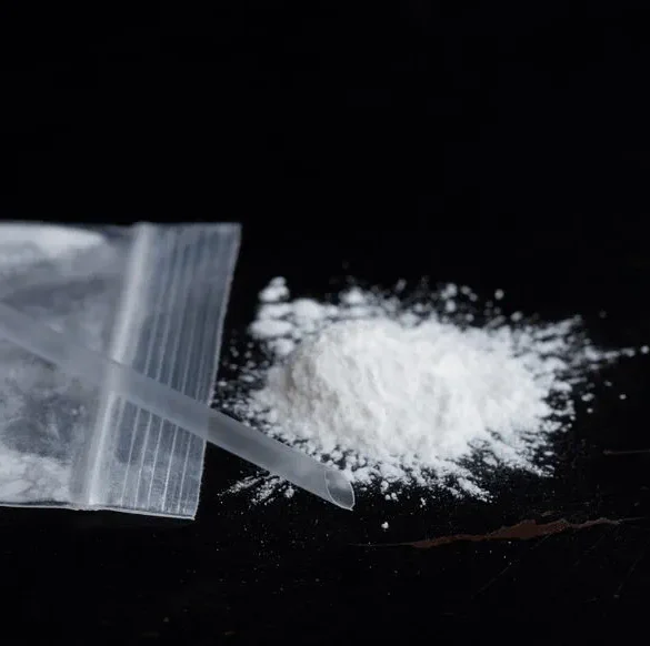 Une soirée mouvementée à Saint-Cloud : trois hommes dans des situations mystérieuses