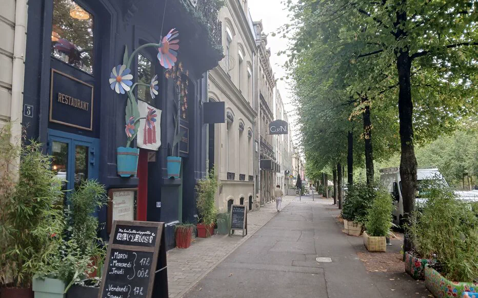 Bagarre générale entre policiers et manifestants à Reims : une scène violente sur les réseaux sociaux