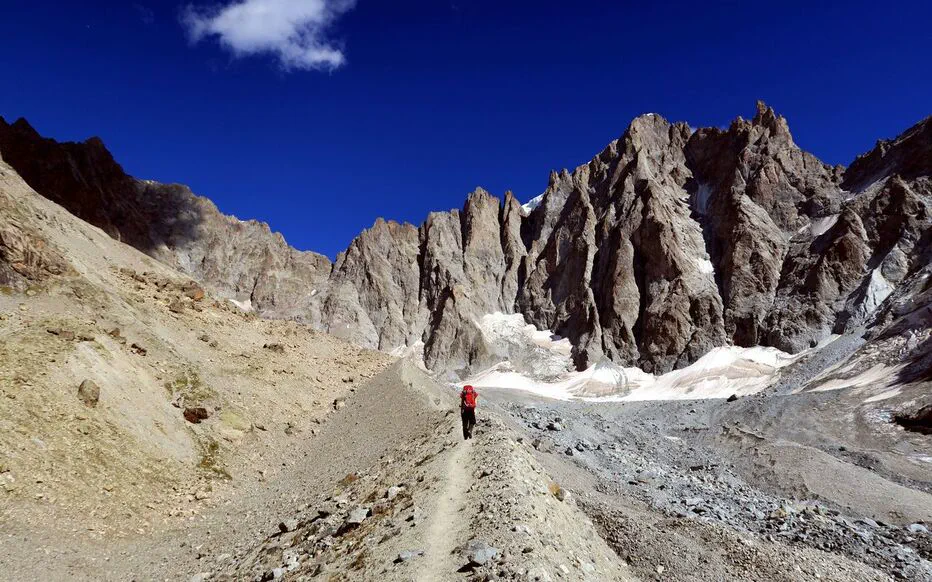 Deux alpinistes disparus, les corps retrouvés dans le massif des Écrins